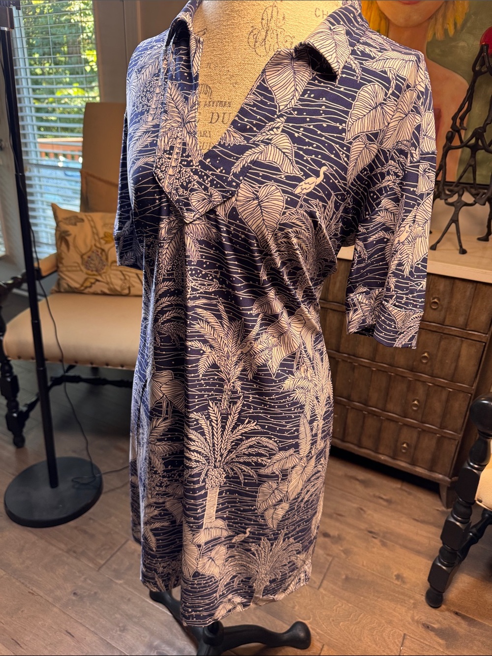 Tori Richard Honolulu Women’s Navy and White Tropical Dress XL